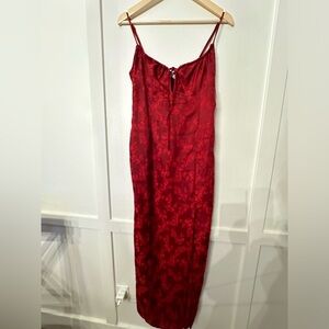 Princess Polly | Dresses | Princess Polly Noda Maxi Dress Burgundy Size 8 |  Poshmark